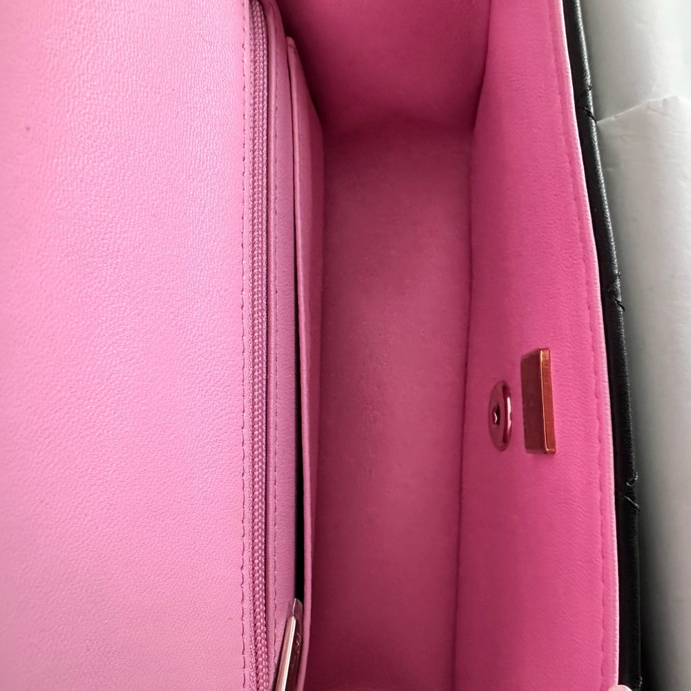 New 23P Chanel Mini Top Handle Rectangle Flap Black & Pink Bag Handbag 😍 - Picture 4 of 4